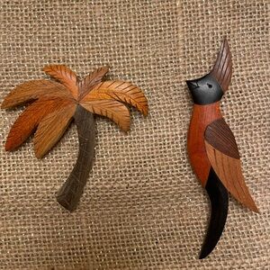 Set of 2 Palm tree and Bird Pin.  Made out of wood.